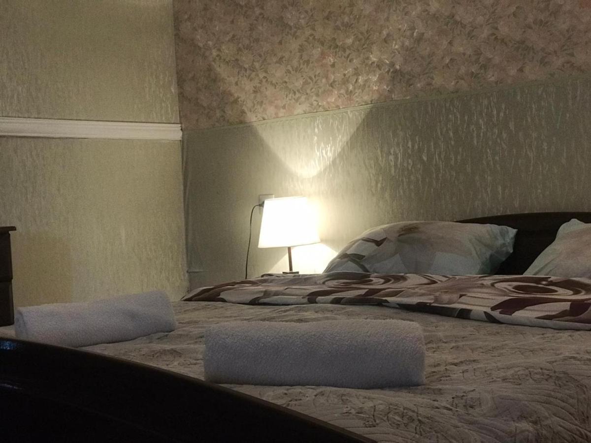 Guest House Elguja Qushashvili Kazbegi Ngoại thất bức ảnh